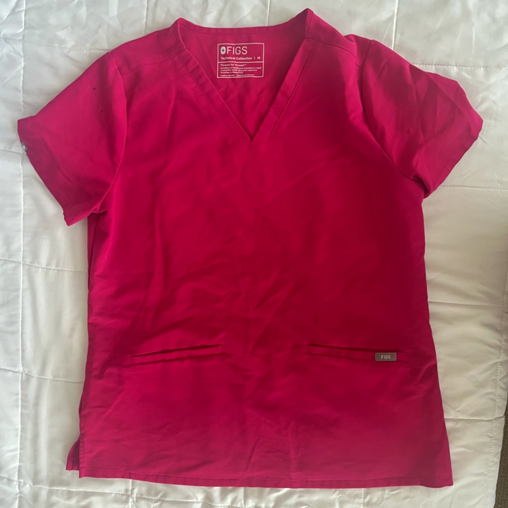 Figs Women Ultra Rose Scrub top (Medium) & Zamora Jogger Scrub Pants (Large)